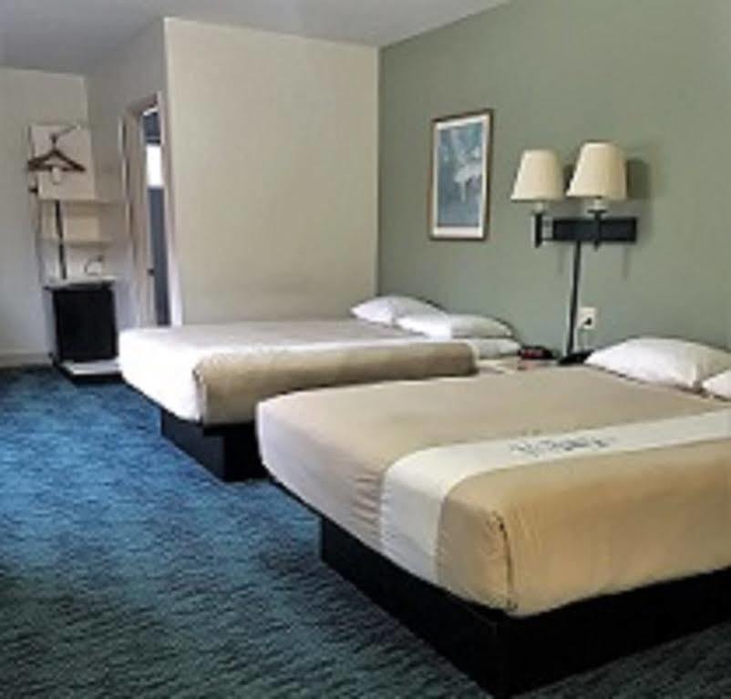 Bluebird Spa City Motor Lodge Saratoga Springs Exterior foto